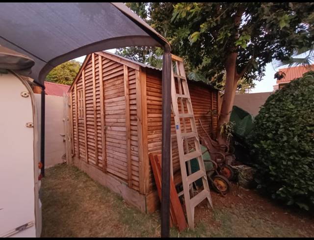 3 BEDROOM HOUSE FOR SALE IN SAFARI GARDENS